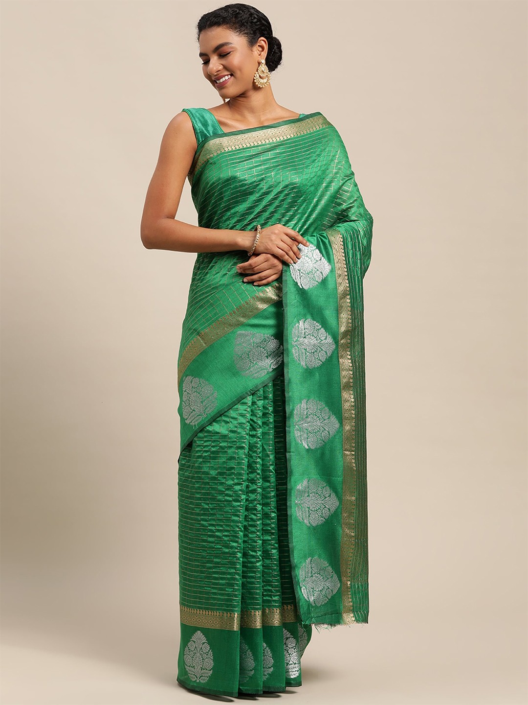 

AVANTIKA FASHION Checked Zari Pure Silk Kanjeevaram Saree, Green