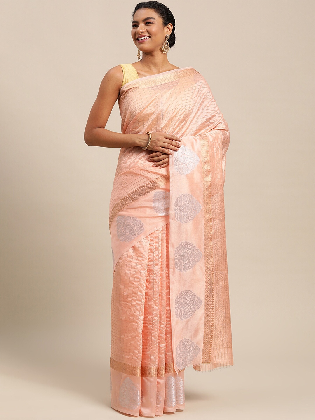 

AVANTIKA FASHION Checked Woven Design Zari Pure Silk Kanjeevaram Saree, Peach
