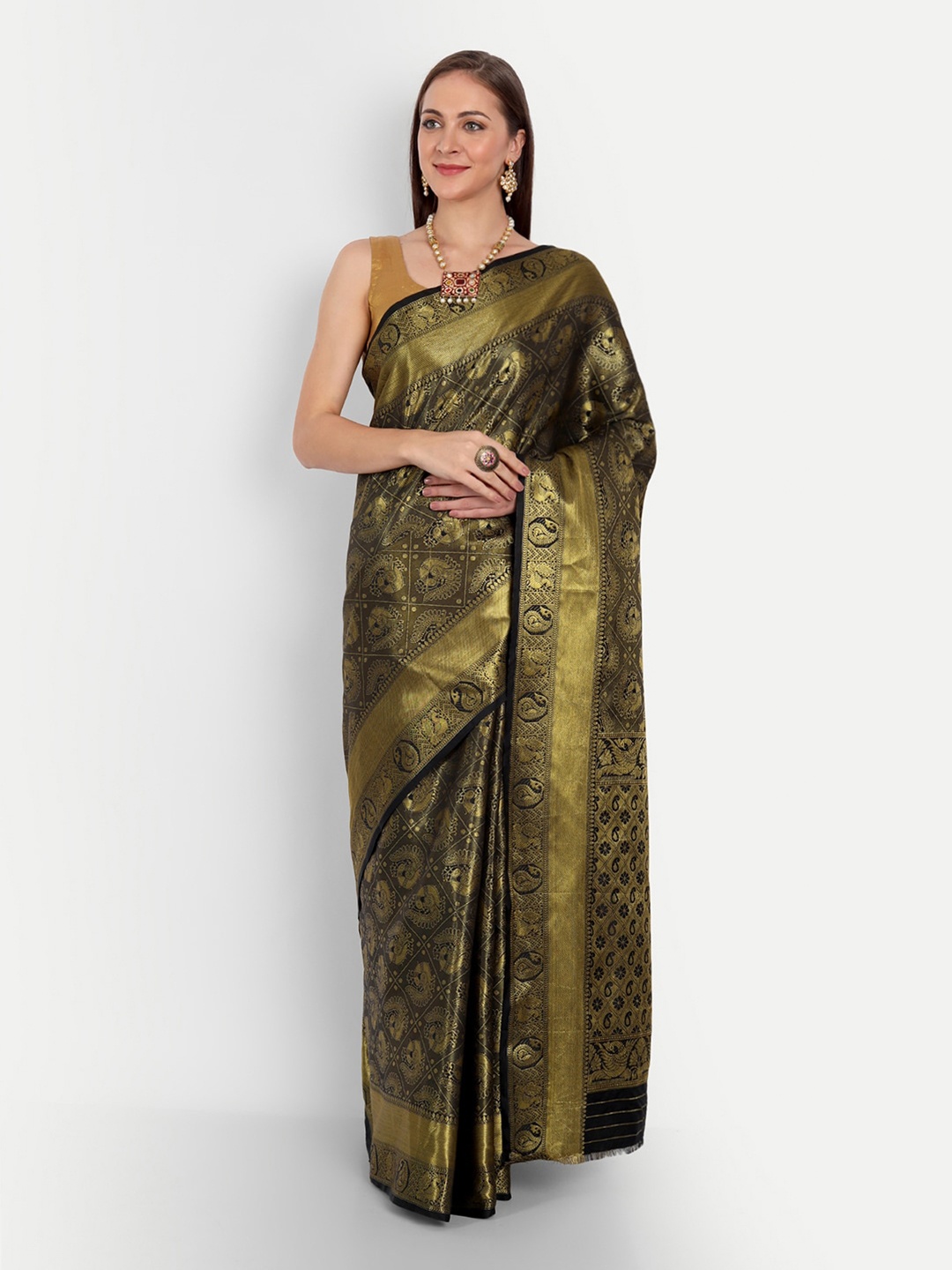 

AVANTIKA FASHION Ethnic Motif Zari Pure Silk Kanjeevaram Saree, Black