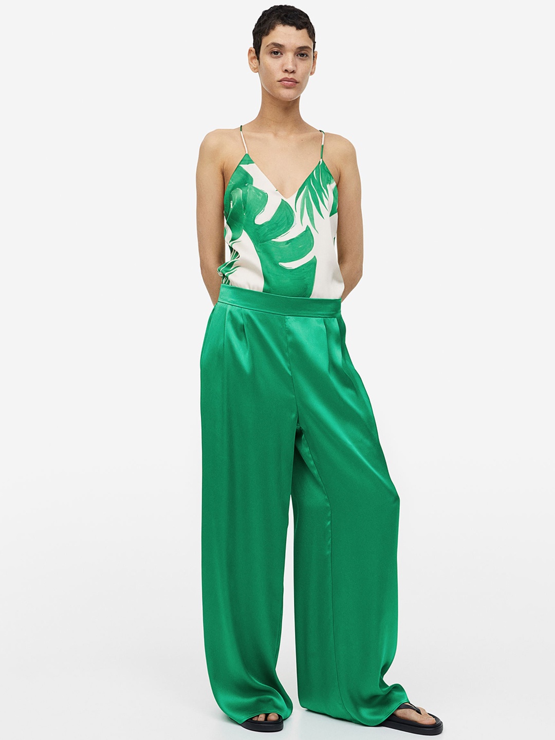 

H&M Women Wide Trousers, Green