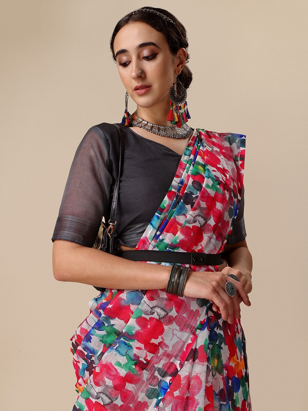 

Sangria Red & Blue Abstract Printed Pure Linen Saree