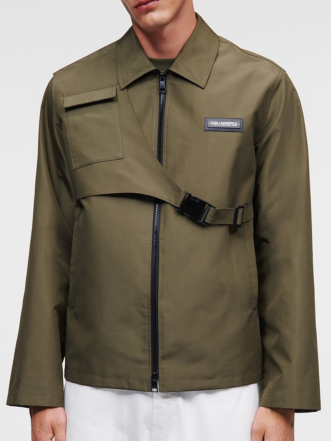 

Karl Lagerfeld Men Spread Collar Sporty Jacket With Detachable Pocket, Brown