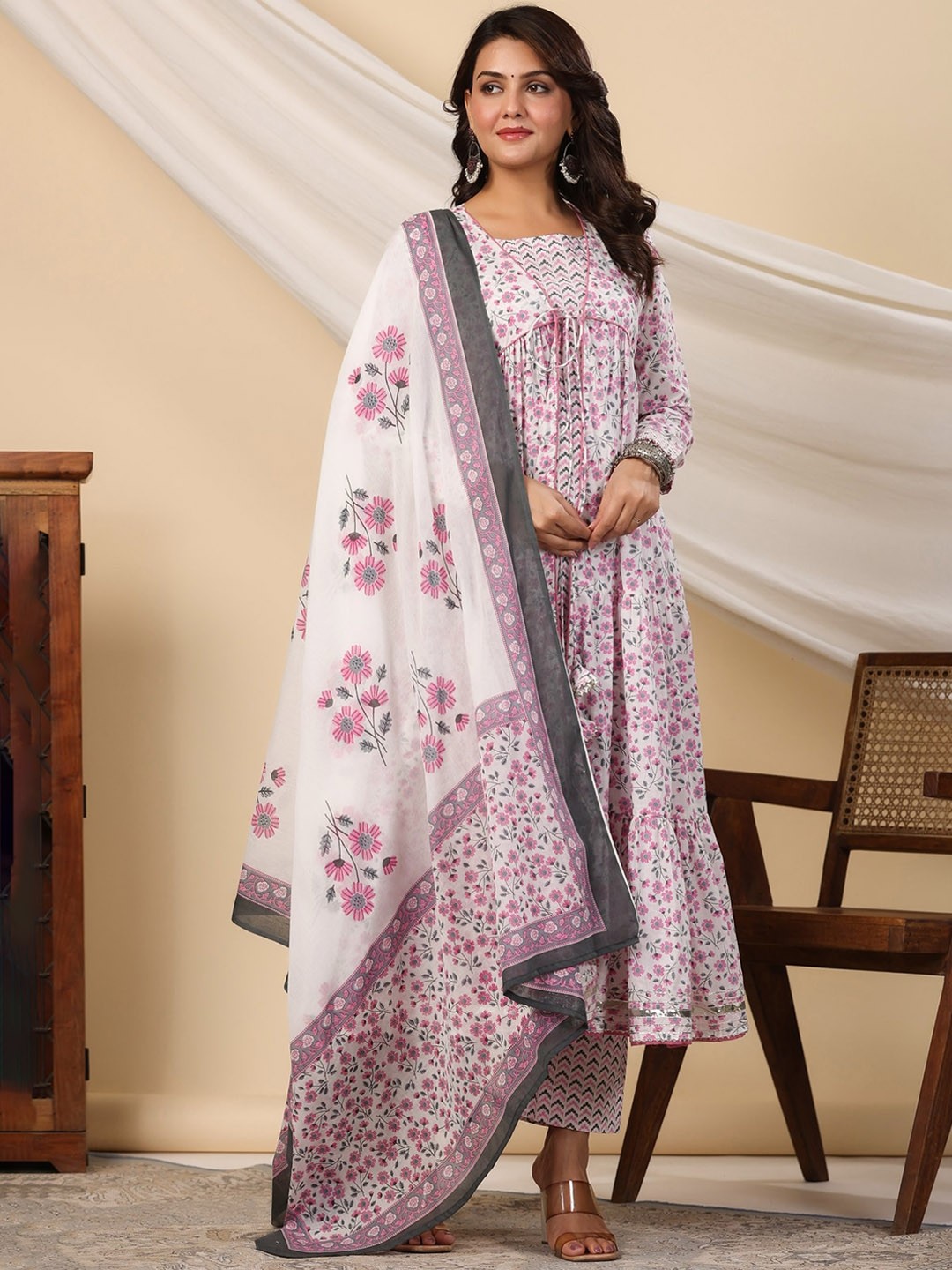

EtnicaWear Floral Printed Layered Pure Cotton Kurta With Palazzos & Dupatta, Pink