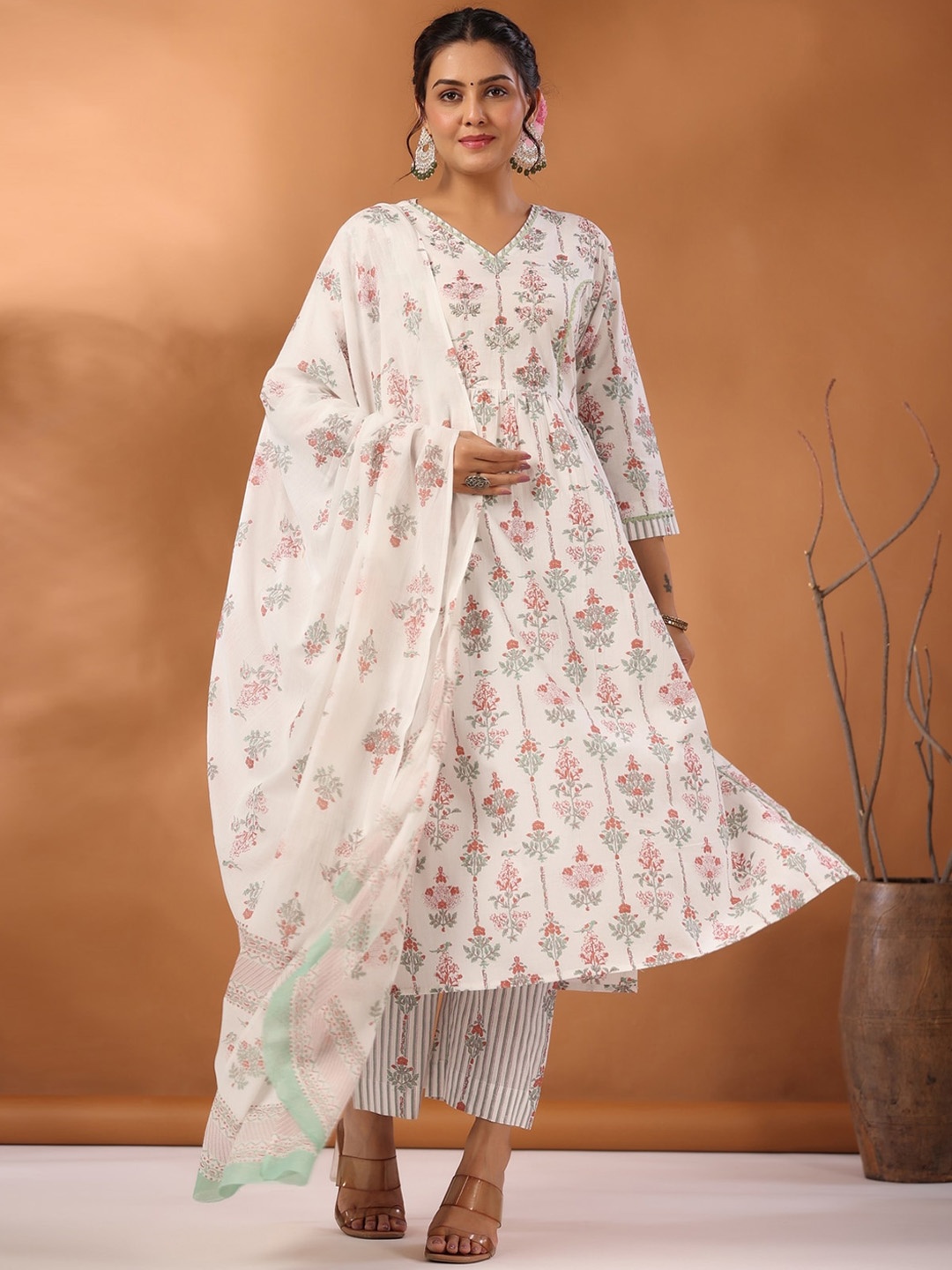 

EtnicaWear Ethnic Motifs Printed Pleated Pure Cotton Kurta With Trousers & Dupatta, White