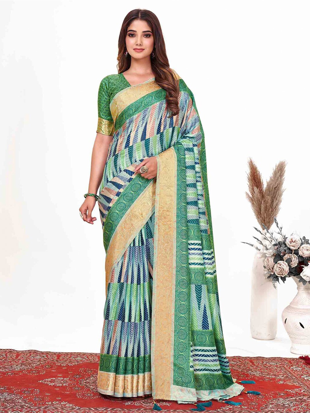 

Anouk Green & Pink Zari Ethnic Motif Printed Saree