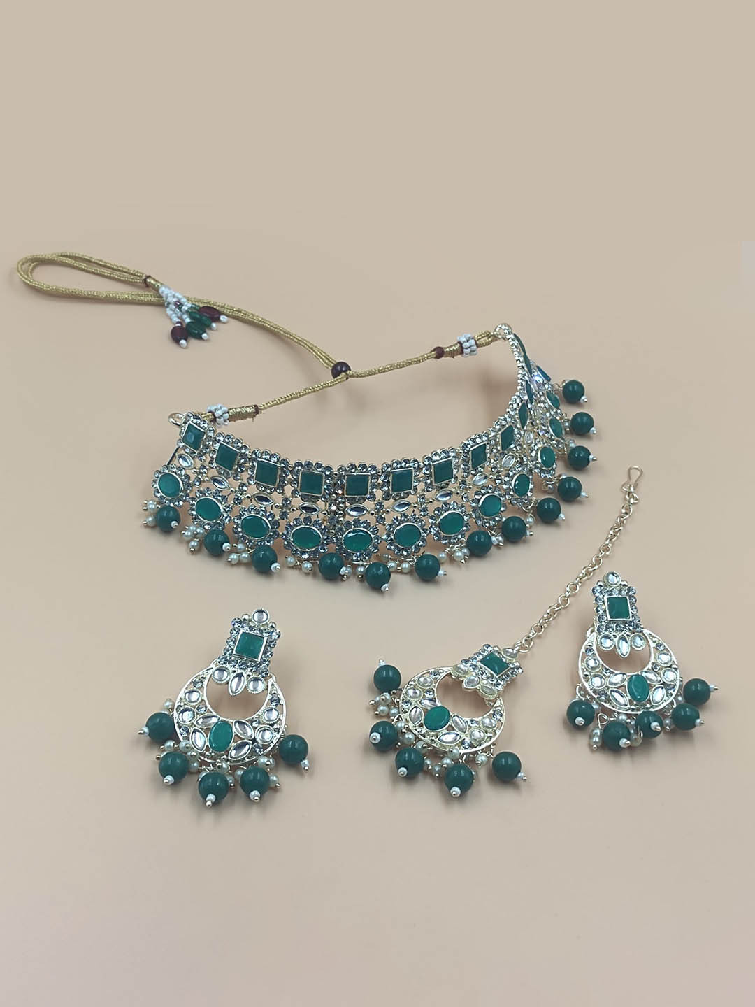 

Rhymee Gold-Plated Kundan-Studded Beaded Jewellery Set