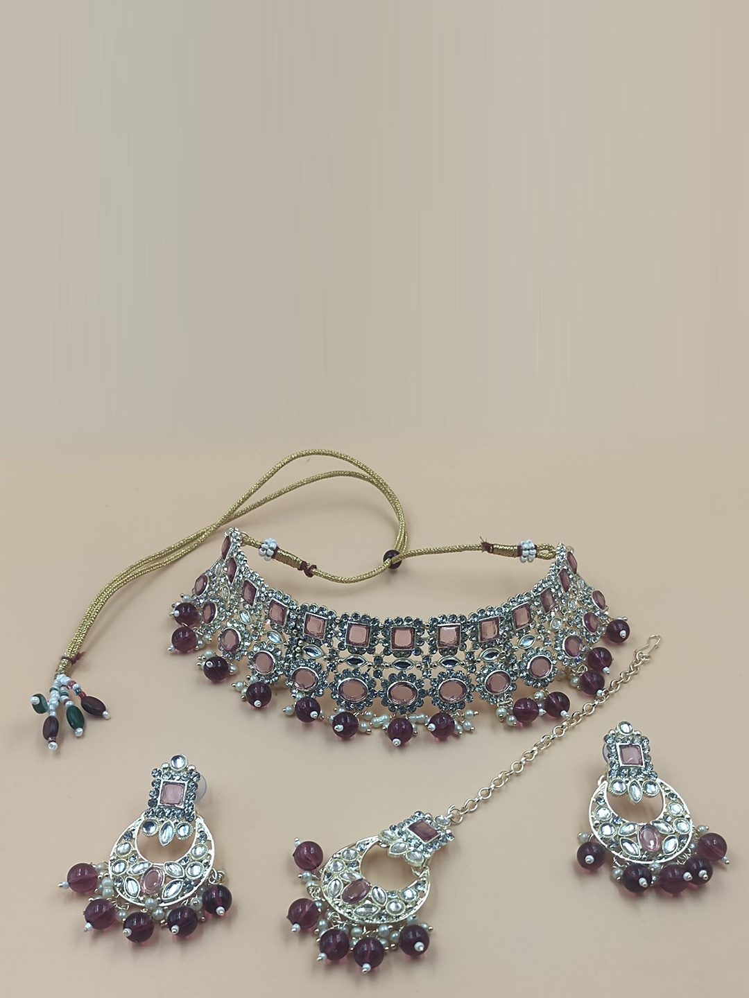 

Rhymee Gold-Plated Kundan-Studded Beaded Jewellery Set