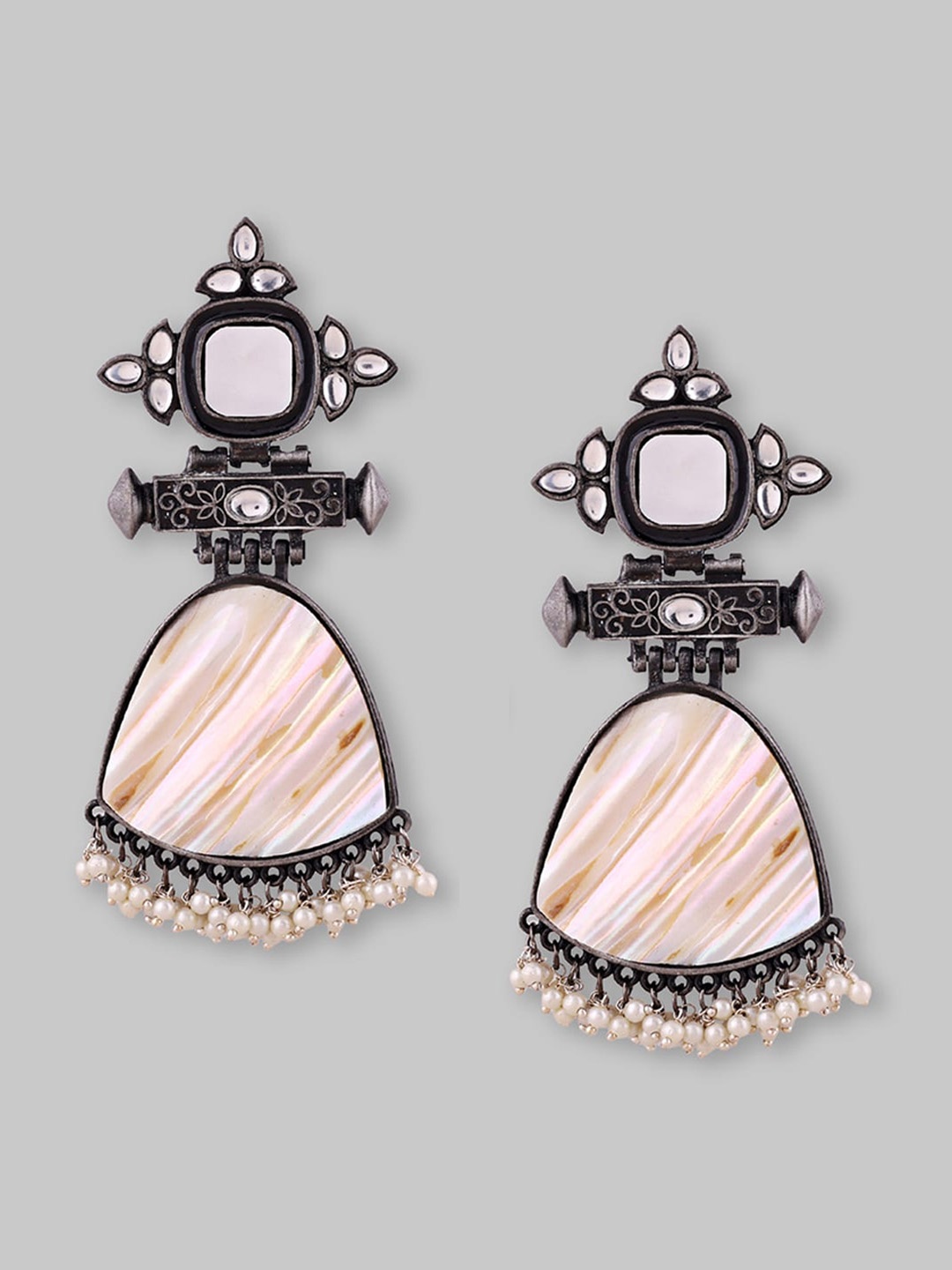 

Samridhi DC Silver-Plated Contemporary Drop Earrings