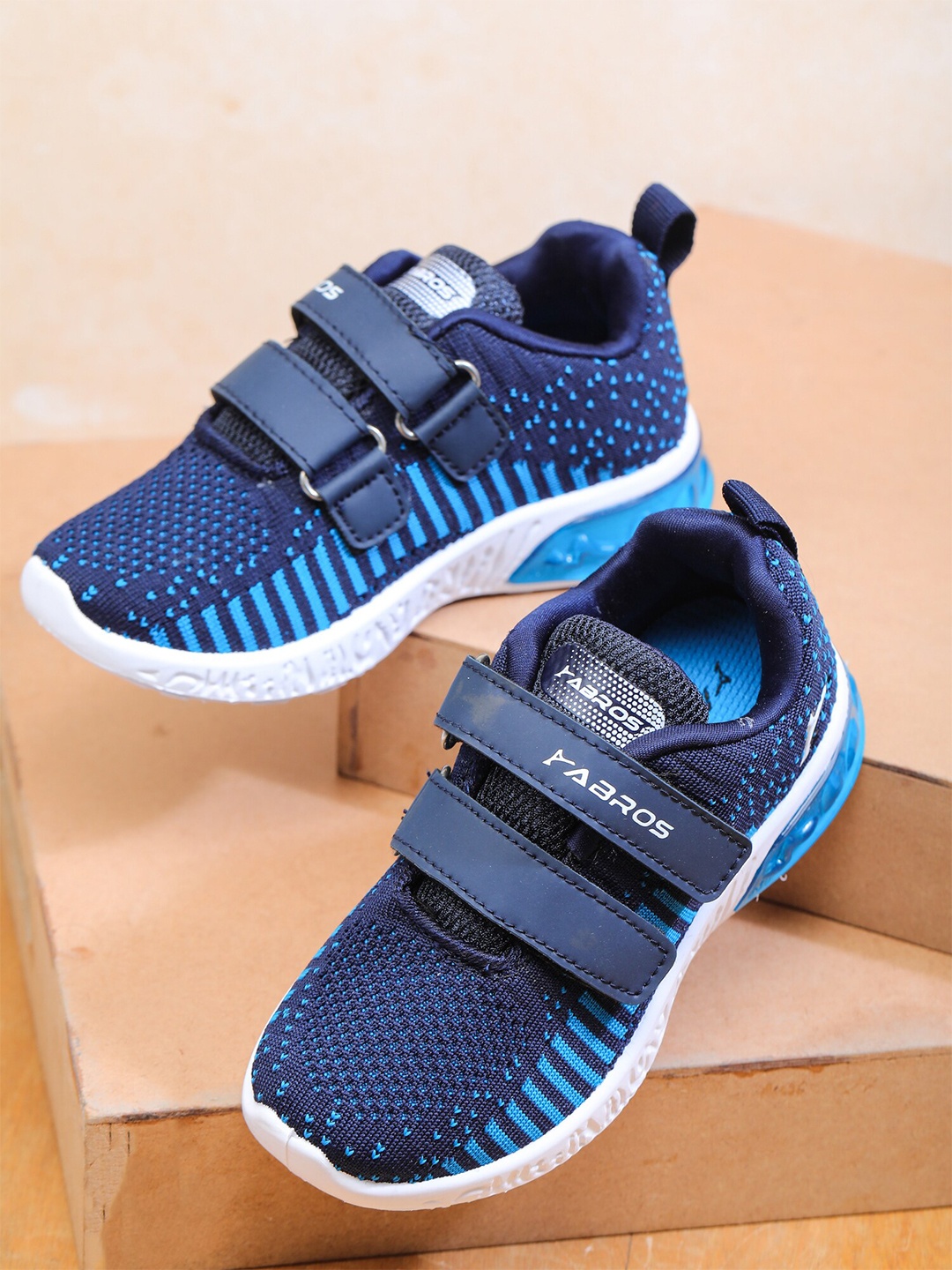 

ABROS Boys SHOOTER-O Air Mesh Marking Walking Shoes, Navy blue