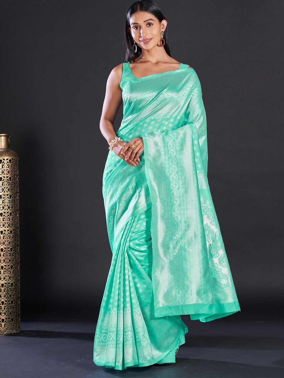 

ZIKARAA Ethnic Motif Zari Pure Silk Banarasi Saree, Sea green