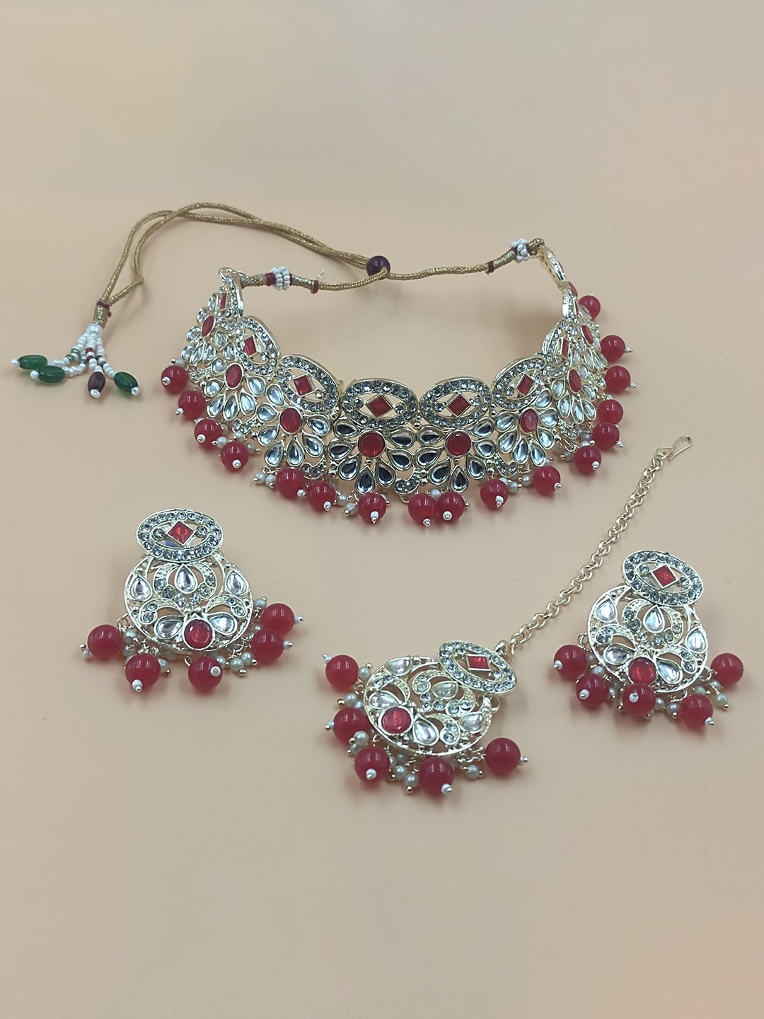 

Rhymee Gold-Plated Kundan-Studded & Beaded Choker Jewellery Set