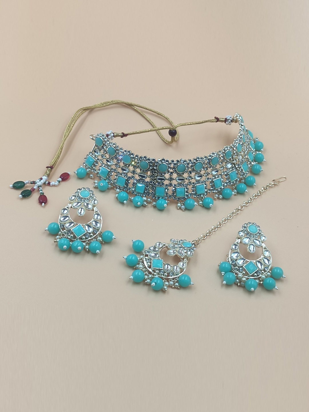 

Rhymee Gold-Plated Kundan-Studded Beaded Jewellery Set