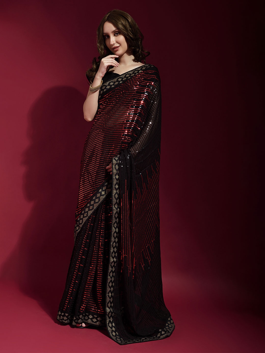 

VEERAX Embellished Sequinned Pure Georgette Saree, Black