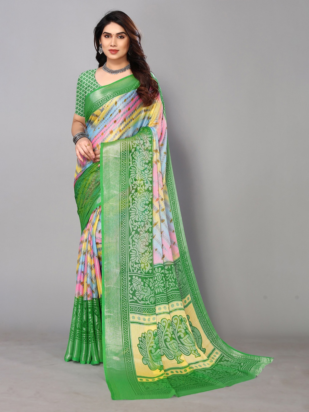 

FABMORA Abstract Printed Zari Pure Chiffon Saree, Green