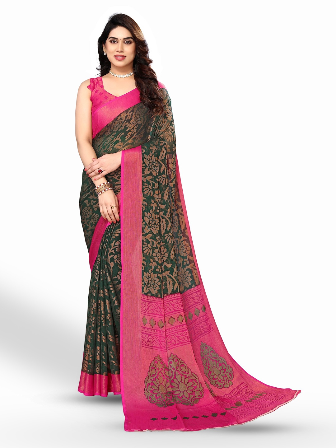 

FABMORA Floral Printed Zari Saree, Green
