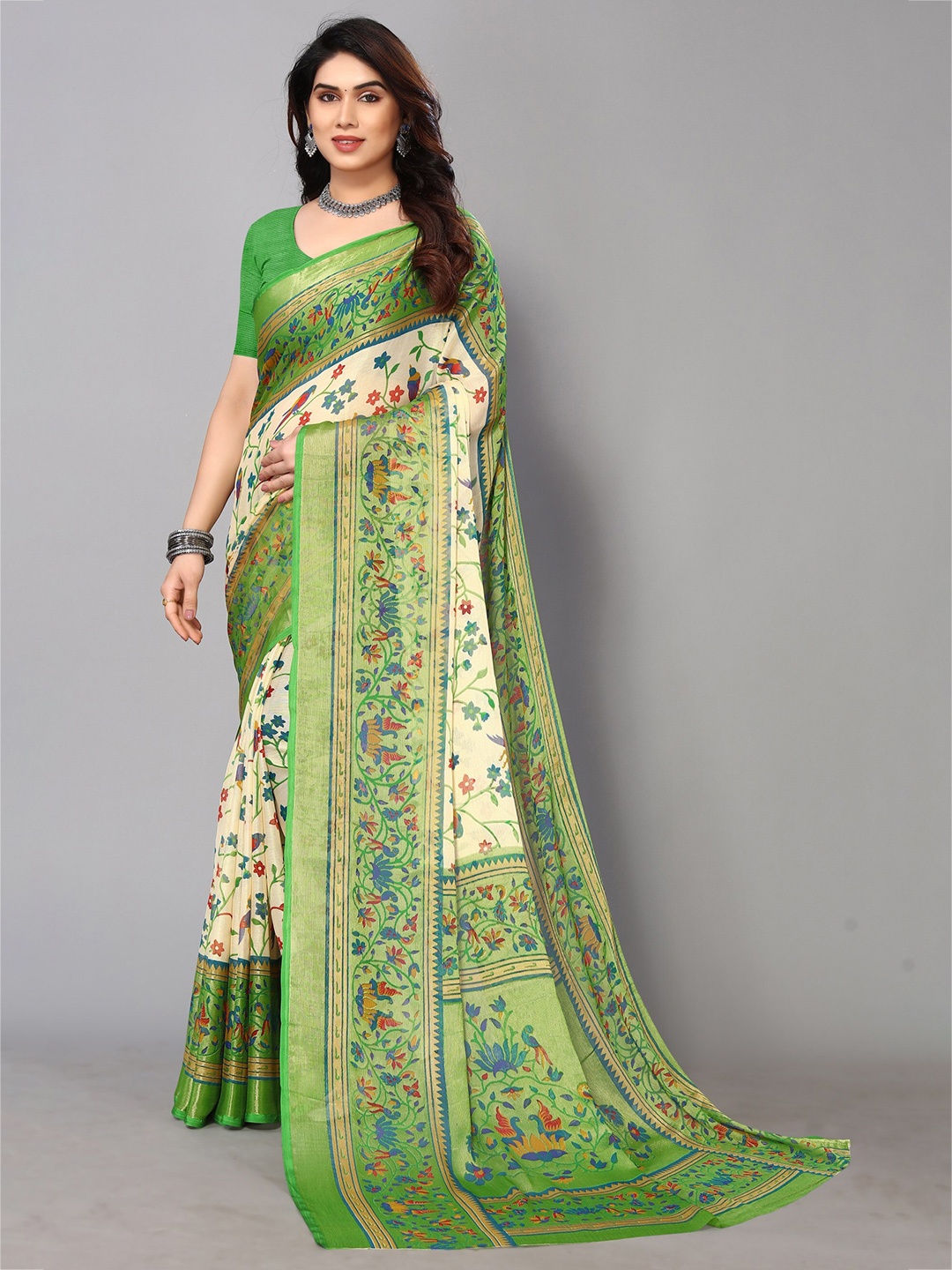 

FABMORA Floral Printed Zari Saree, Off white