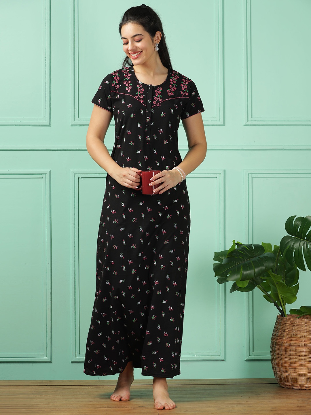 

9shines Label Floral Printed Maxi Nightdress, Black