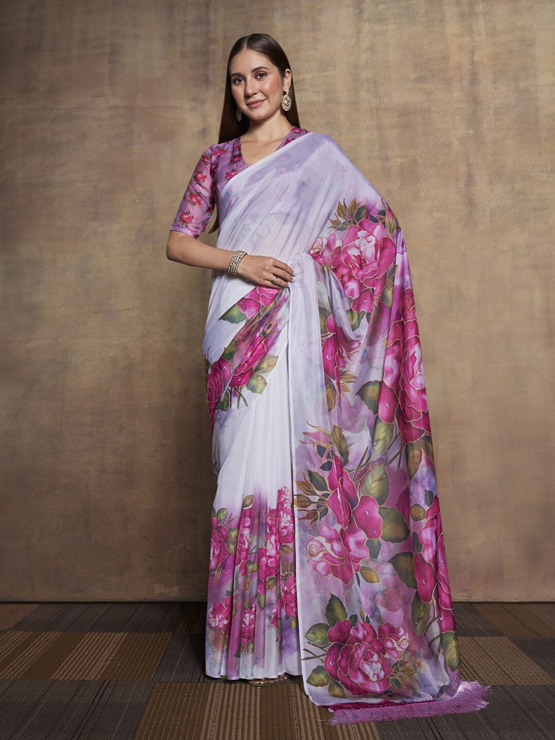 

Atulyam Tex World Floral Pure Silk Saree, White