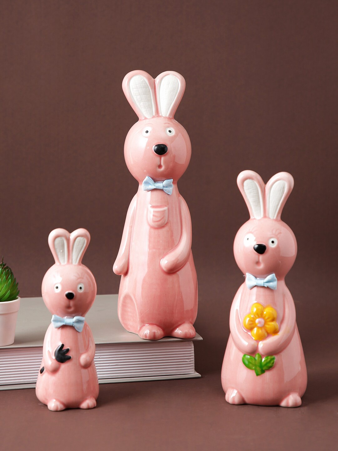 

TAYHAA 3-Pcs Pink & Blue Ceramic Rabbit Family Showpiece