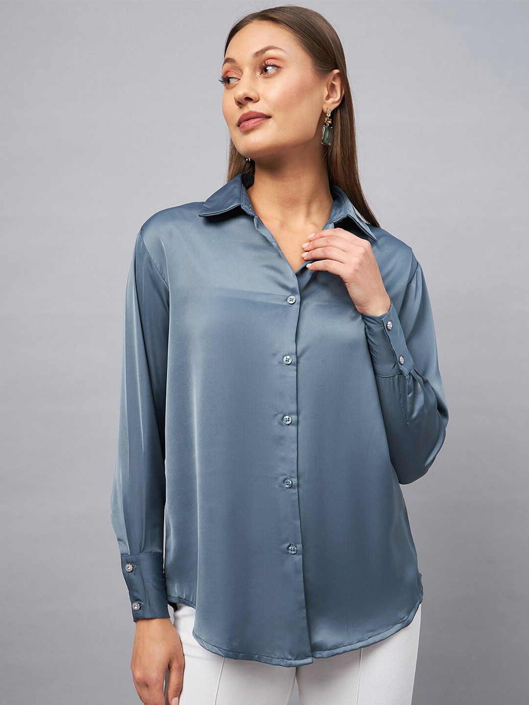 

DELAN Spread Collar Classic Fit Satin Casual Shirt, Grey