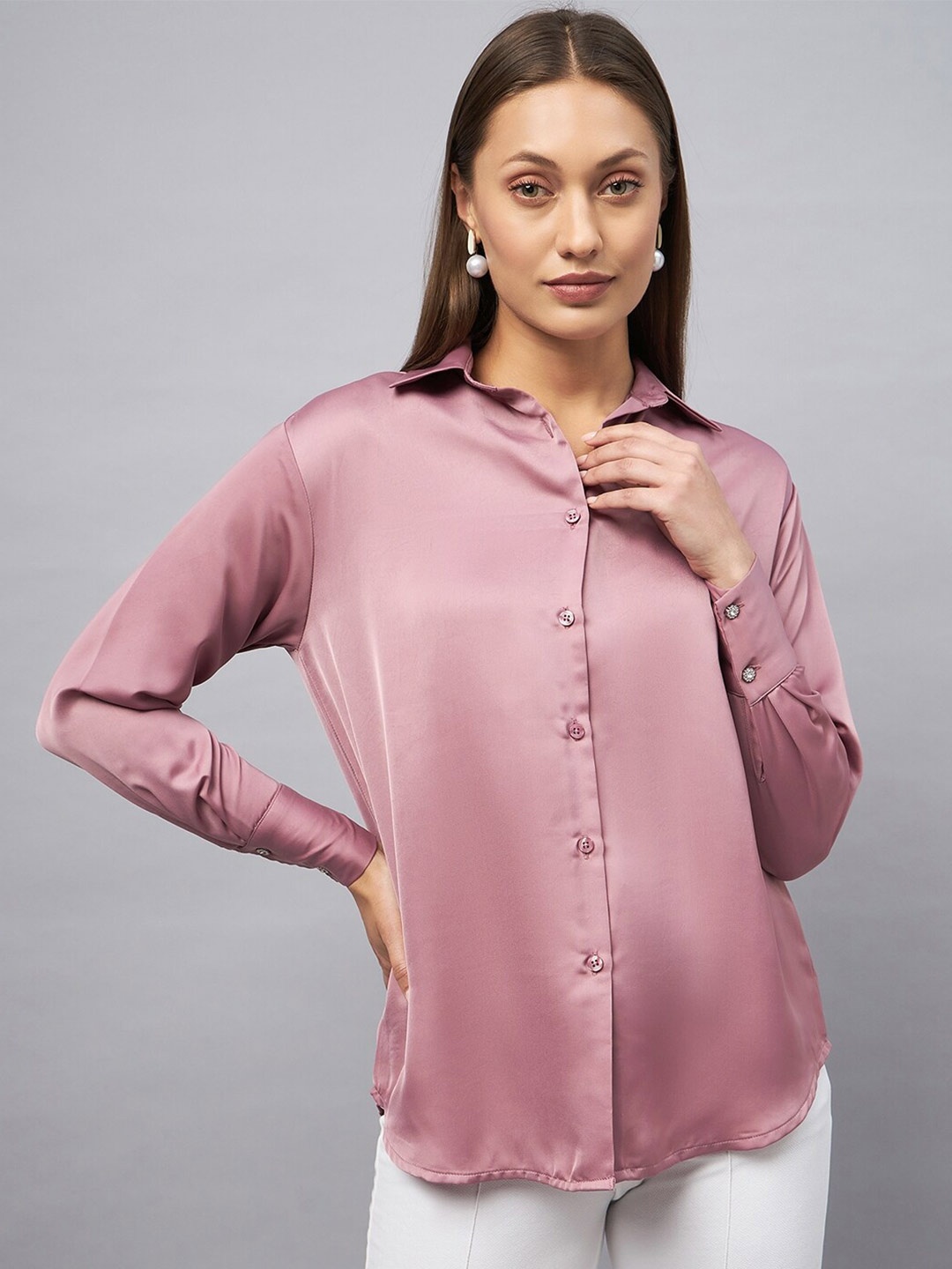 

DELAN Spread Collar Classic Fit Satin Casual Shirt, Peach