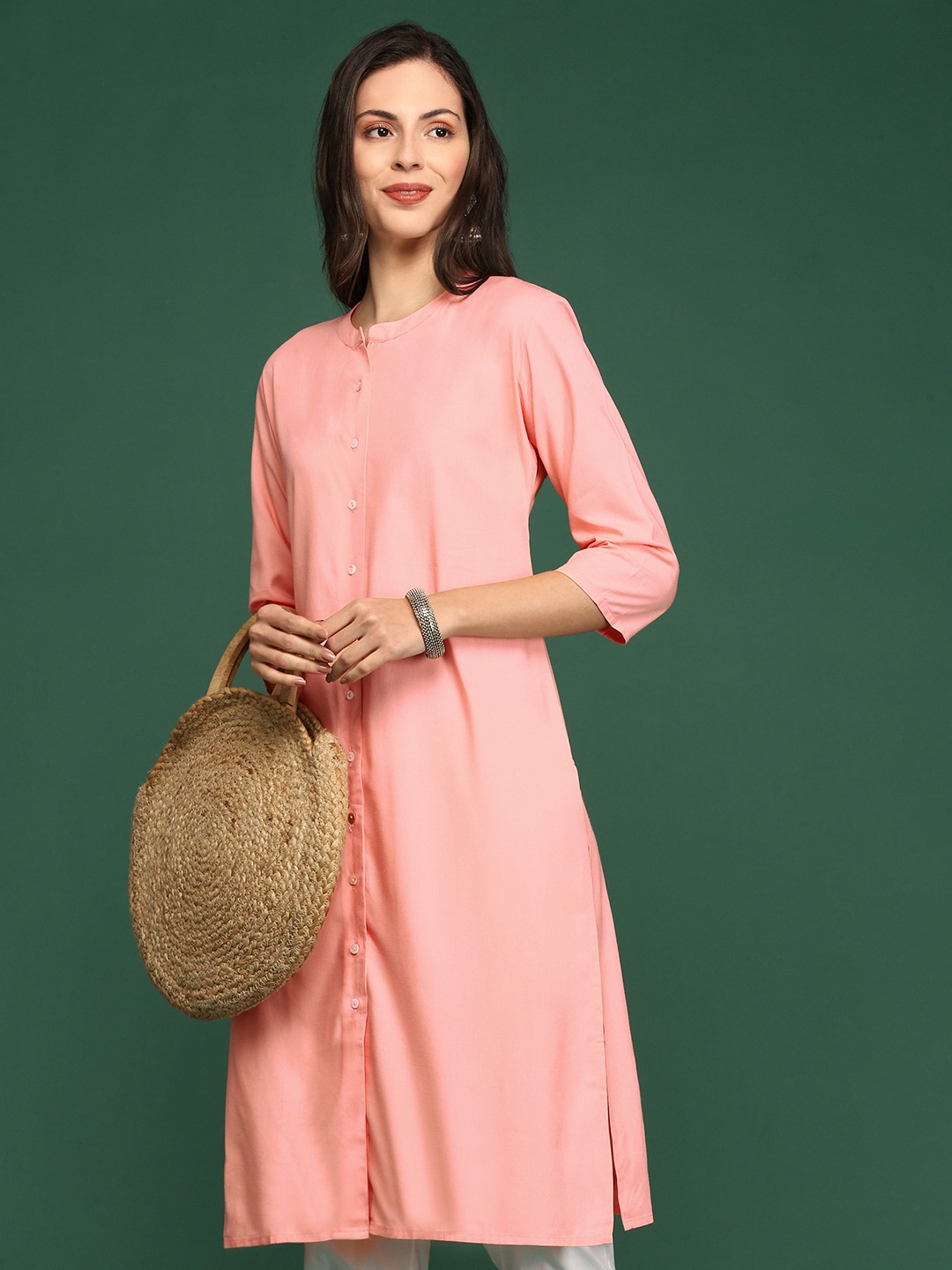 

SHOWOFF Round Neck Straight Kurta, Peach