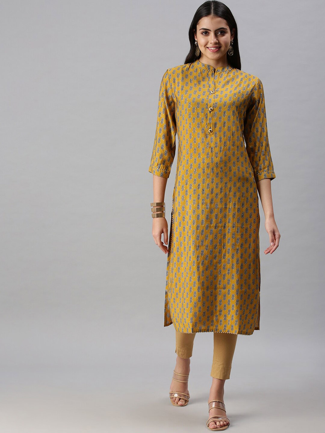 

SHOWOFF Mandarin Collar Ethnic Motifs Printed Sequinned Kurta, Mustard