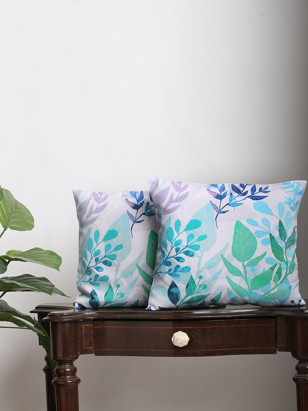 

Alina decor Blue & White 2 Pieces Floral Printed Square Cushion Covers