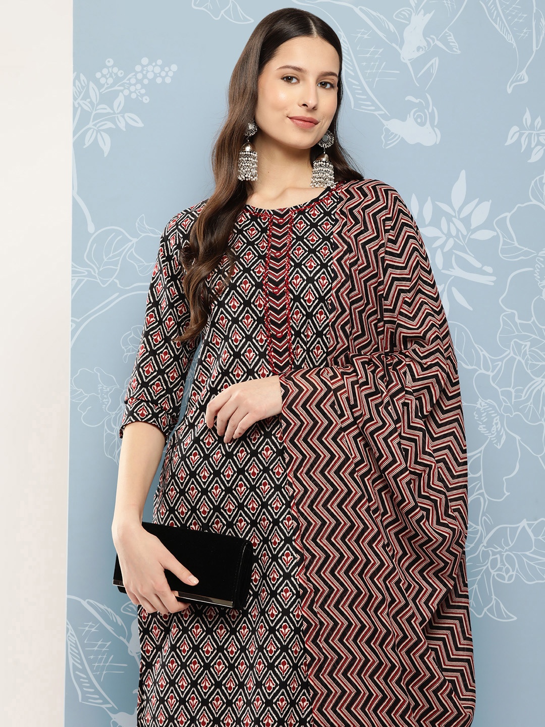 

Yufta Women Printed Pure Cotton Kurta with Trousers & Dupatta, Black