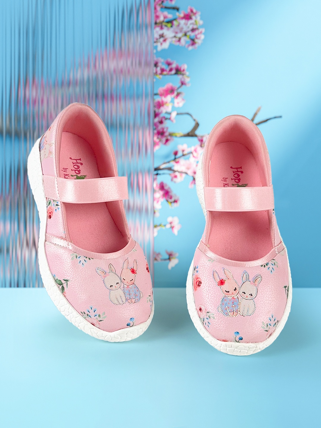 

KazarMax Girls Shimmer Rabbits Printed Ballerinas, Pink