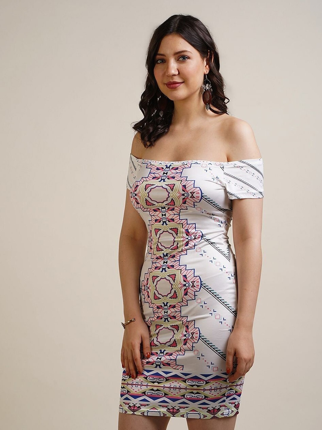 

Taggd Geometric Printed Off-Shoulder Bodycon Mini Dress, White