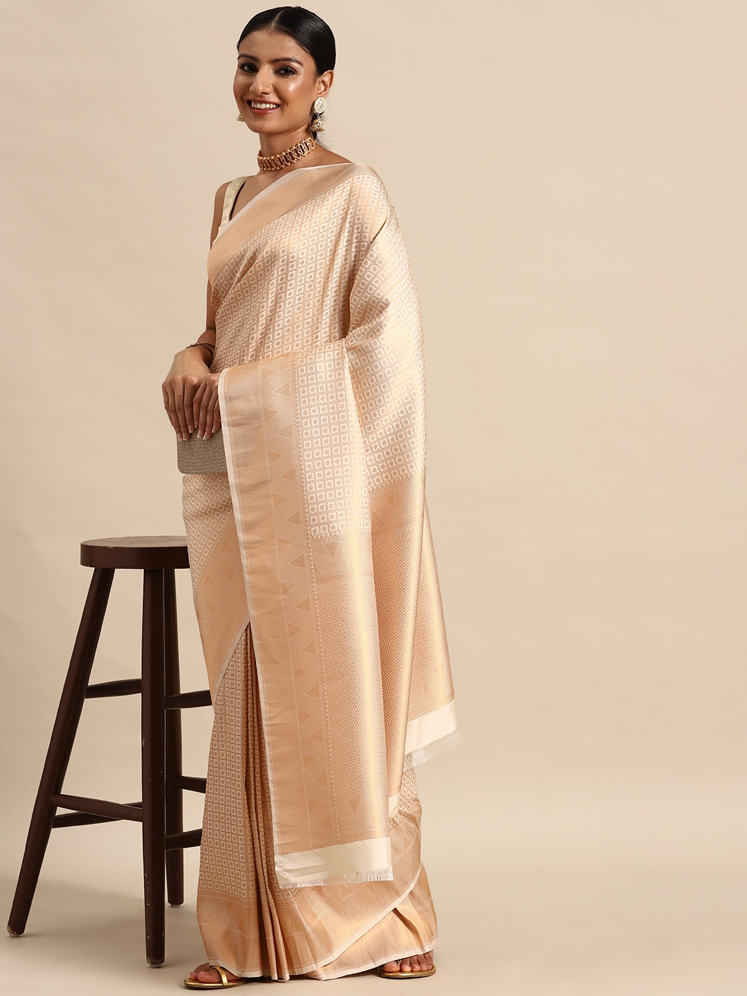 

SAARYA Zari Silk Blend Kanjeevaram Saree, Beige