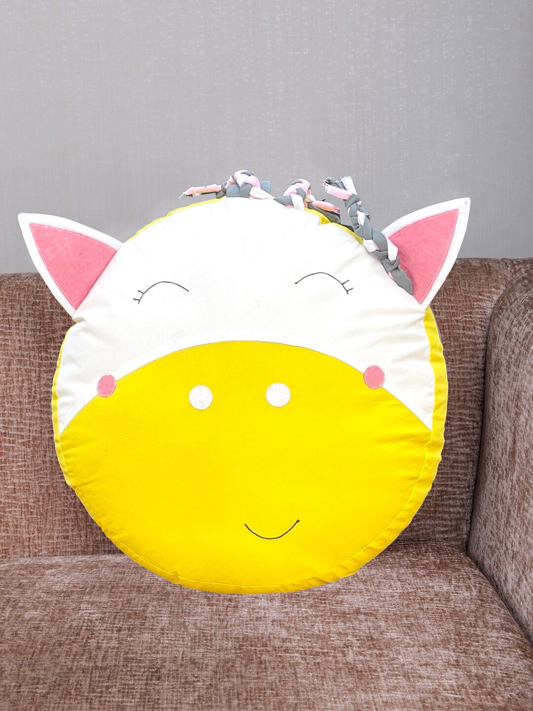 

My Gift Booth Kids Yellow & White Round Shape Cotton Pre-Filled Cushion