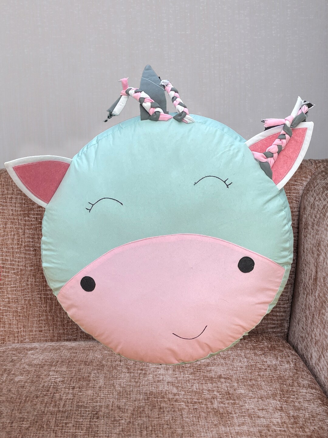 

My Gift Booth Kids Sea Green & Pink Round Shape Cotton Pre-Filled Cushion
