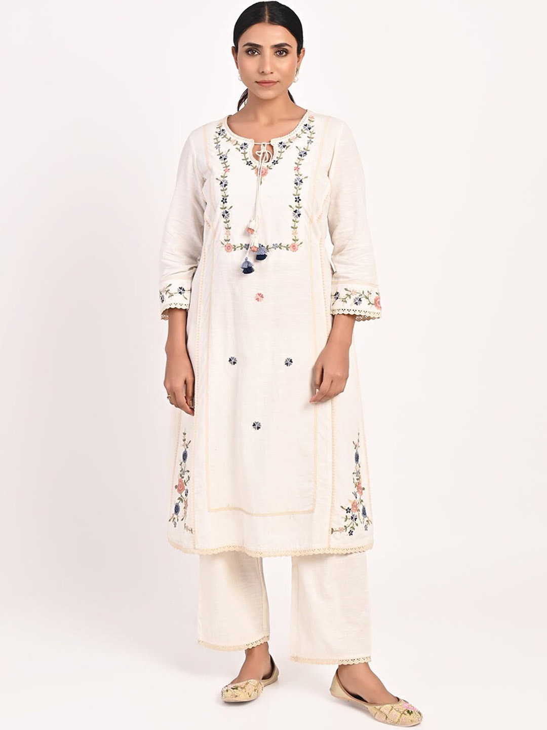 

Lakshita Floral Embroidered Tie Up Neck Sequinned Pure Cotton Kurta With Trousers, Off white