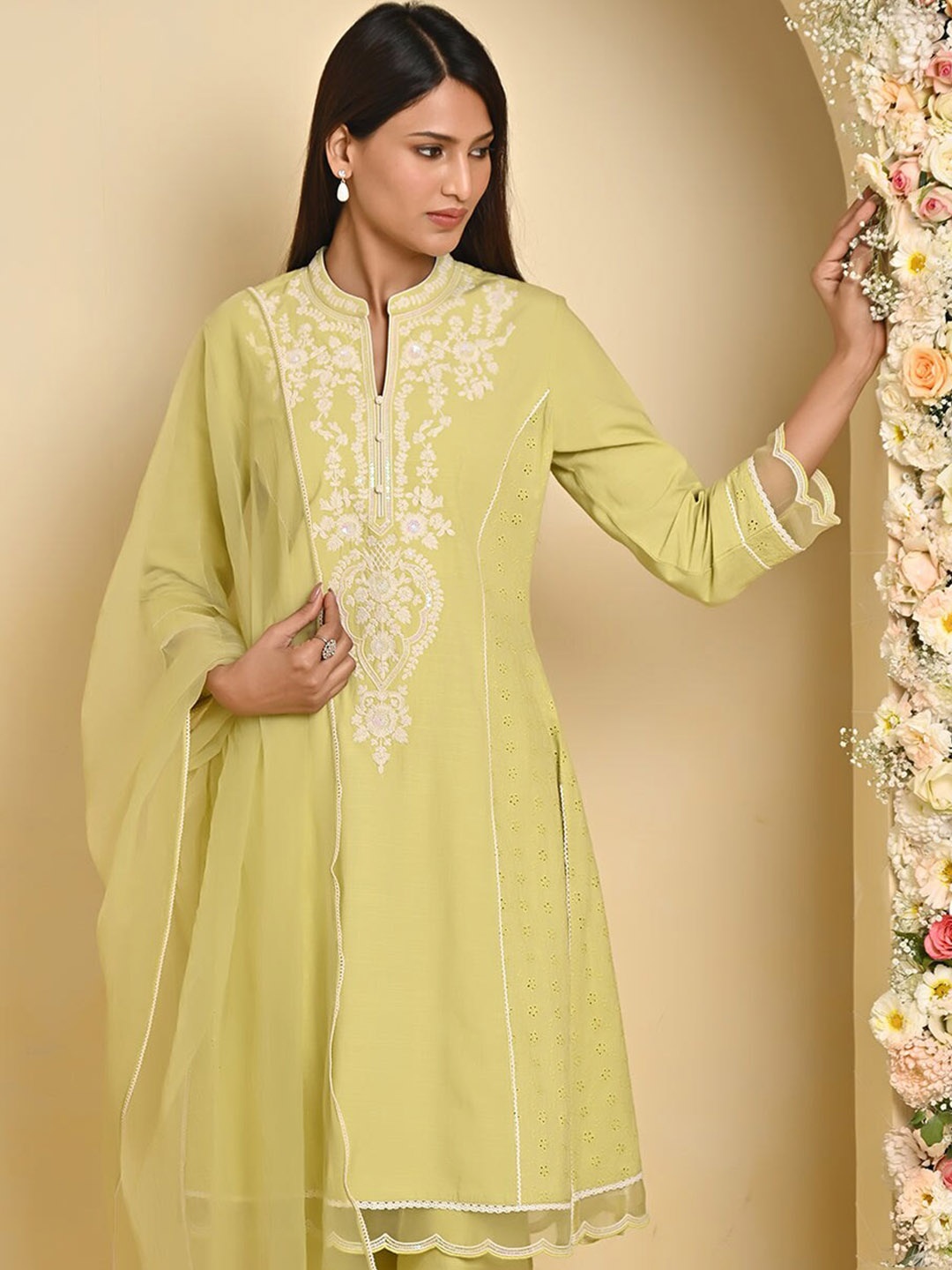 

Lakshita Ethnic Motifs Embroidered Sequined Pure Cotton Kurta with Trousers, Green