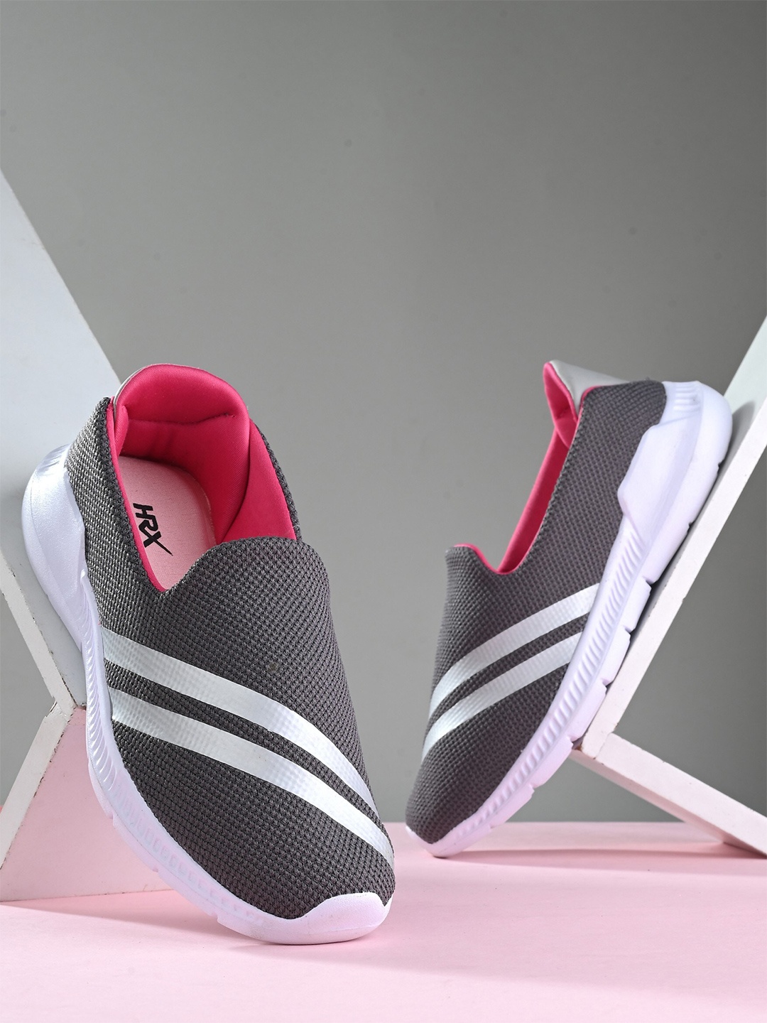 

HRX by Hrithik Roshan Women Grey & White Mesh Memory Foam Non-Marking Walking Shoes
