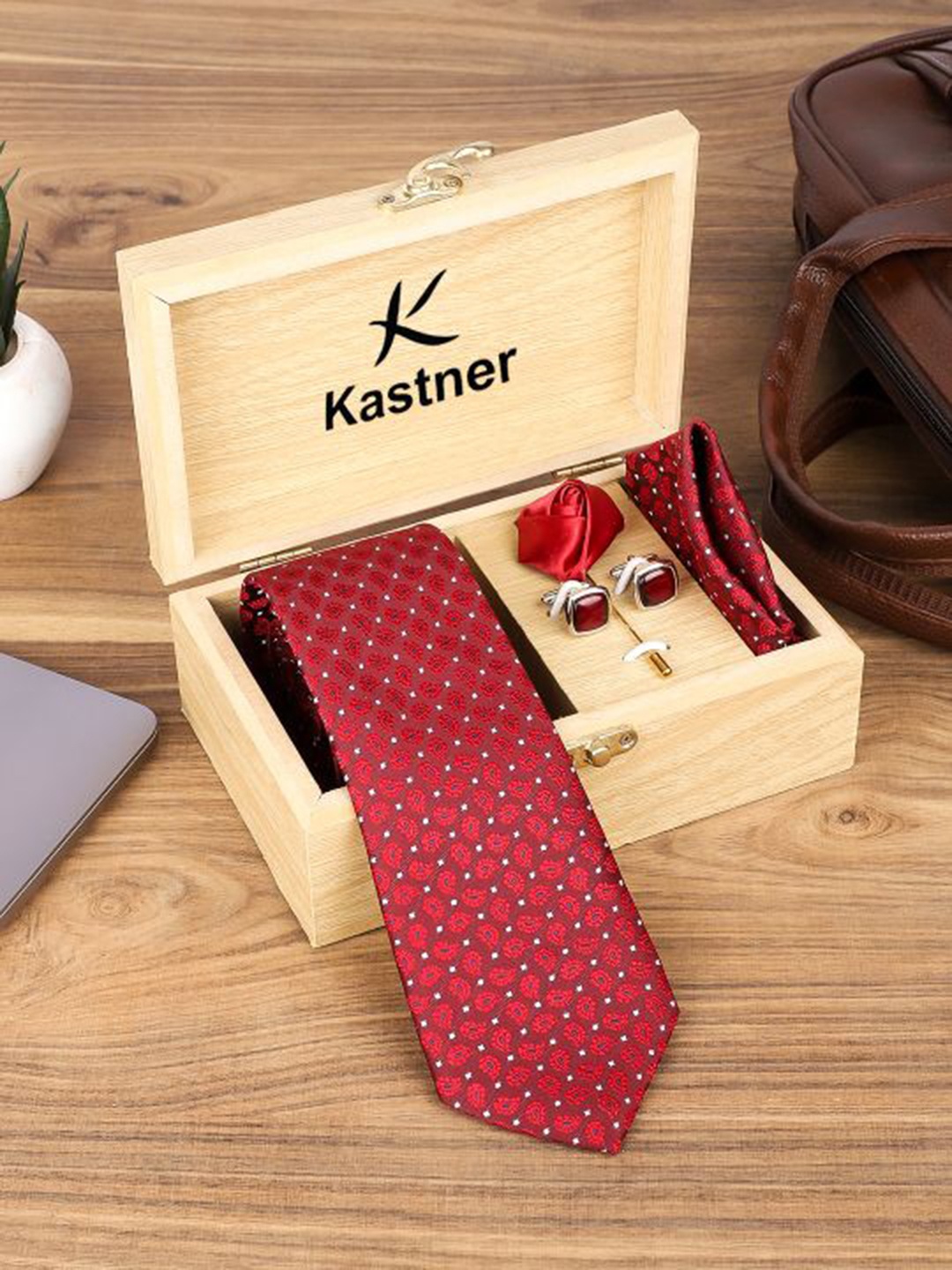 

Kastner Men 4Pcs Printed Accessory Gift Set, Red