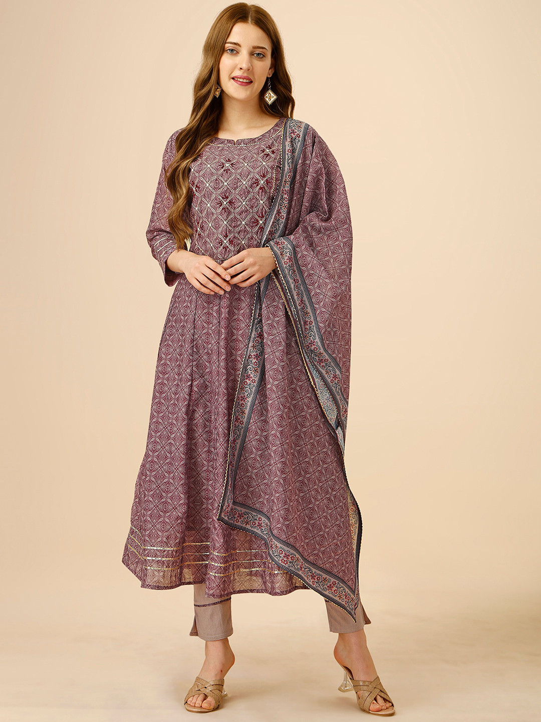 

heemara Women Brown Ethnic Motifs Printed Pleated Gotta Patti Kurta with Trousers & With Dupatta