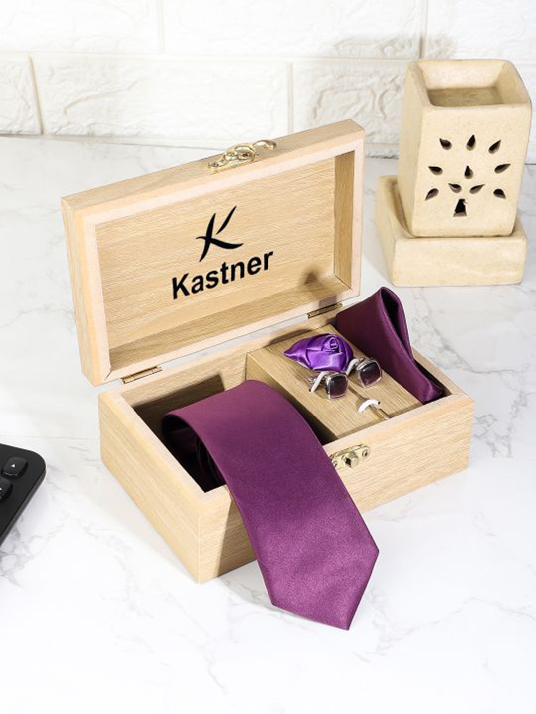 

Kastner Men 4Pcs Accessory Gift Set, Purple