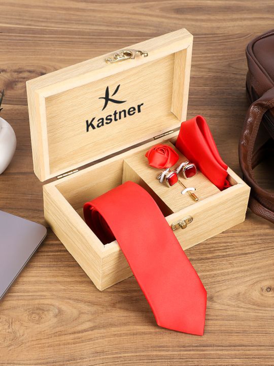 

Kastner Men Accessory Gift Set, Red