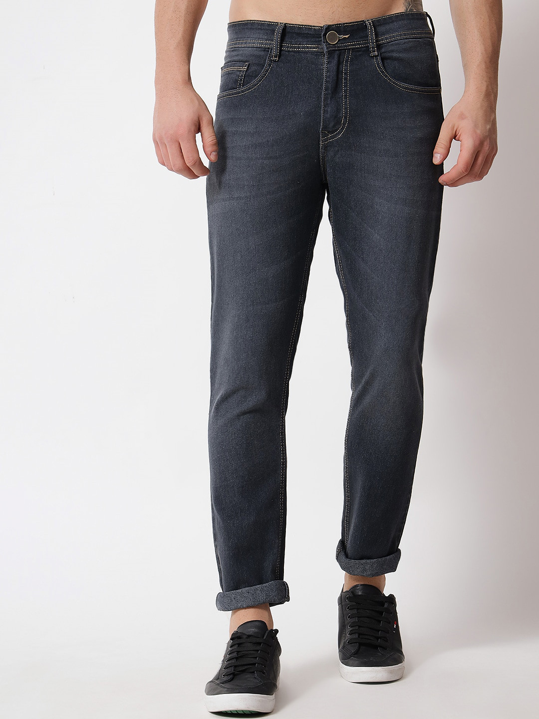 

Metronaut Men Slim Fit Light Fade Mid-Rise Clean Look Cotton Jeans, Grey