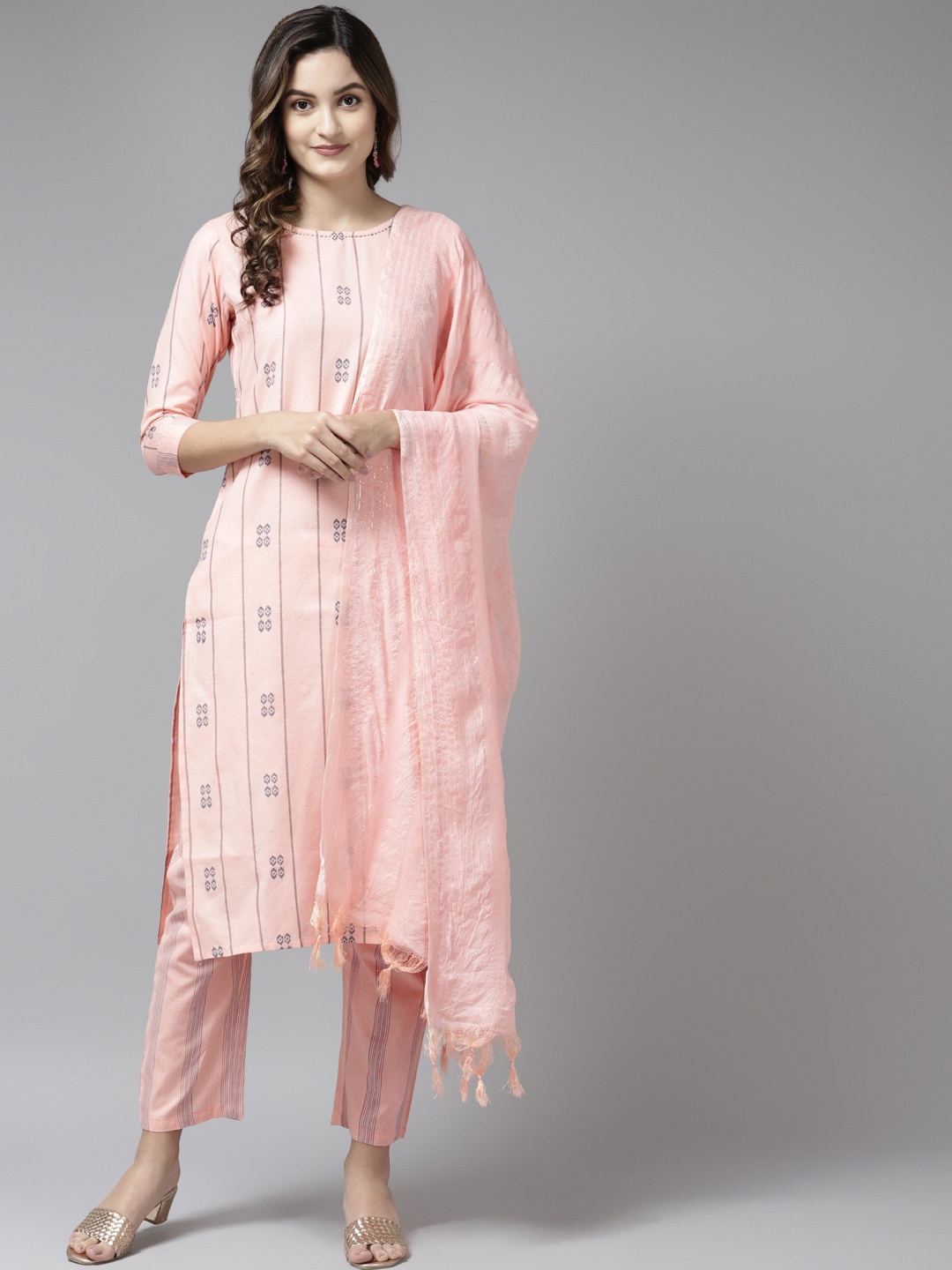 

Yufta Peach Ethnic Motifs Printed Regular Kurta With Trousers & Dupatta