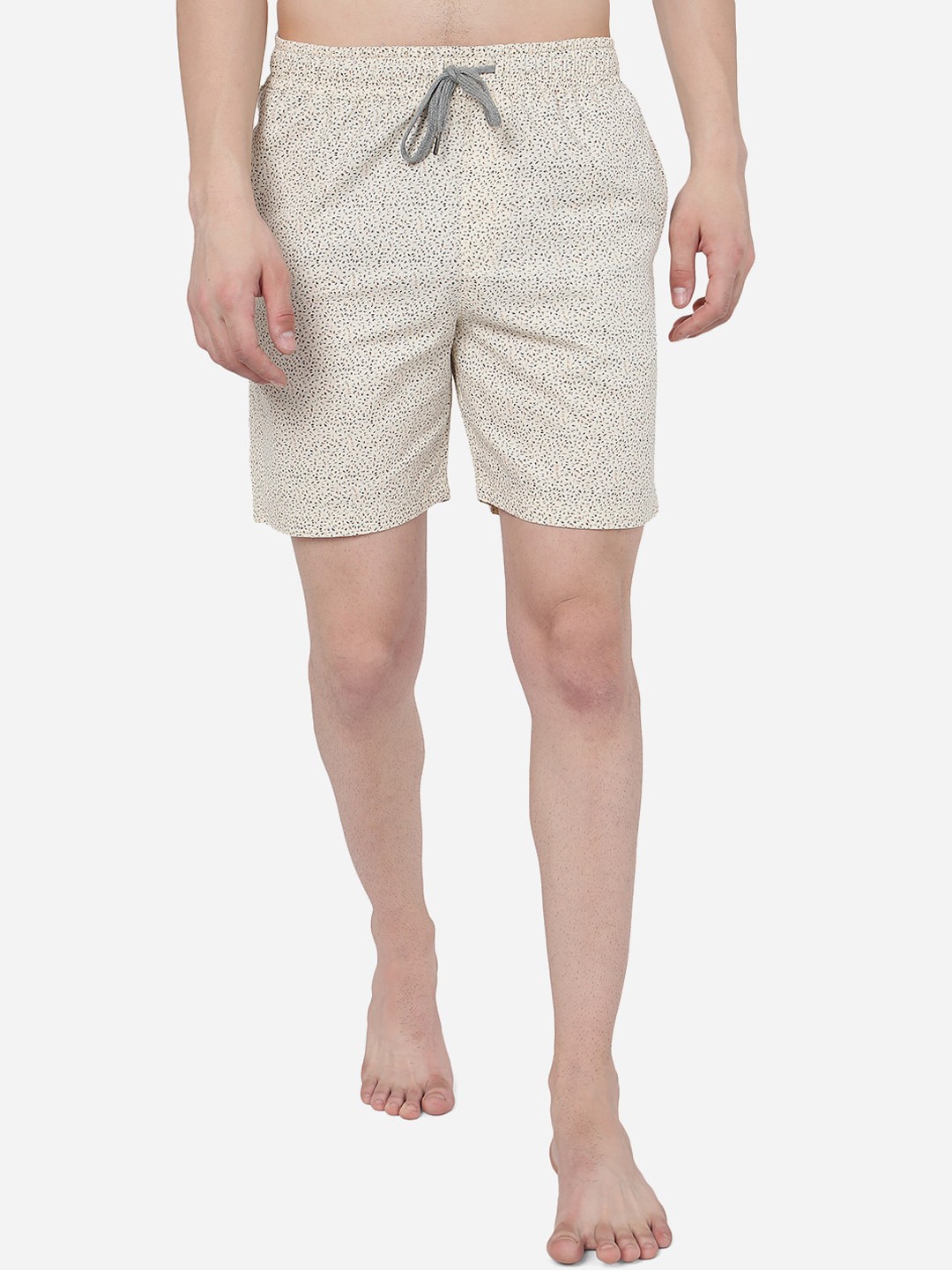 

JADE BLUE Men Printed Mid-Rise Slim Fit Lounge Shorts, Cream