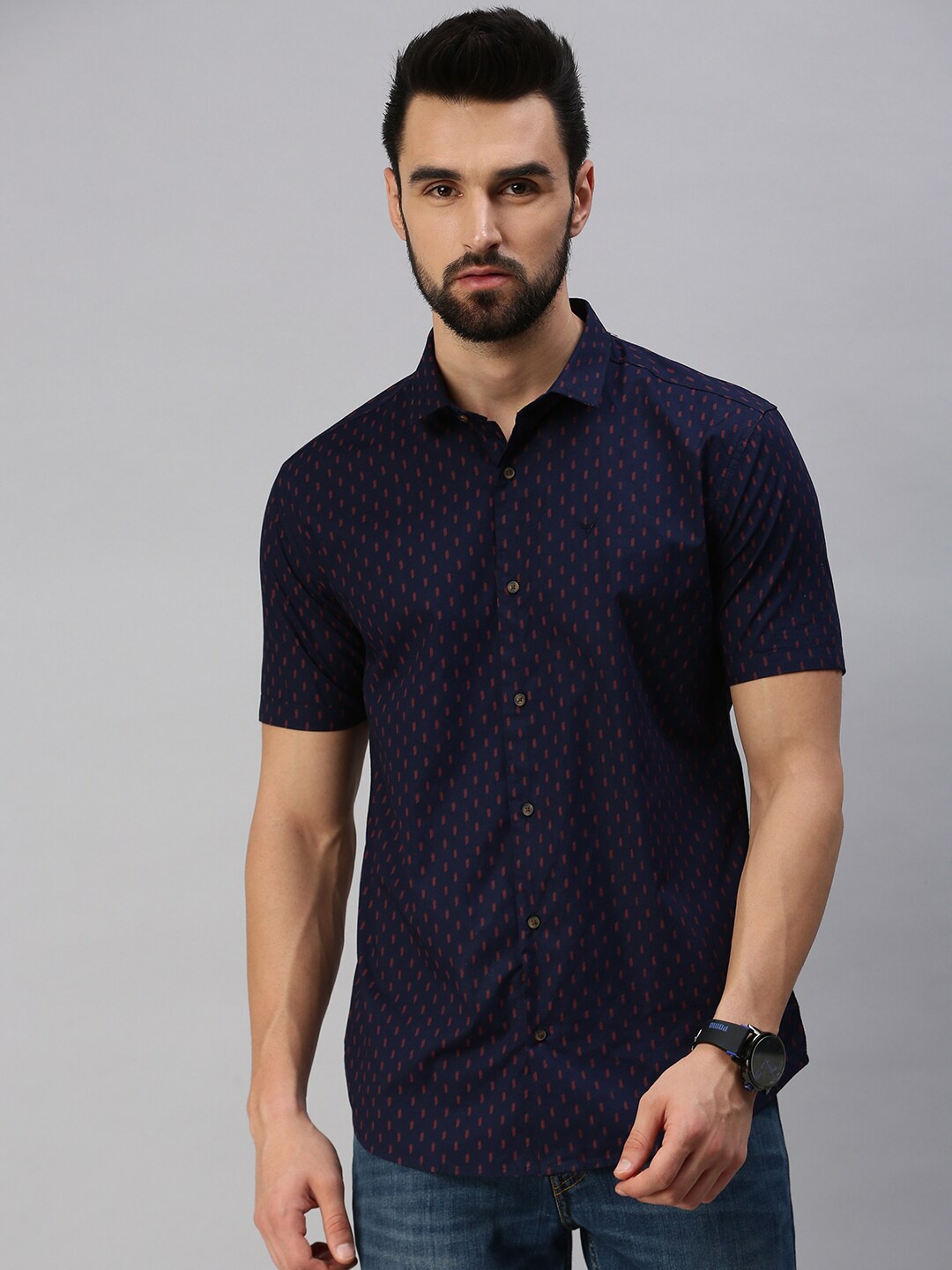 

SHOWOFF Premium Fit Slim Collar Abstract Printed Casual Shirt, Navy blue