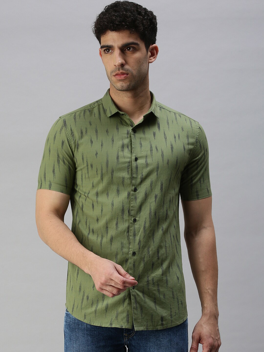 

SHOWOFF Comfort Abstract Printed Casual Shirt, Olive