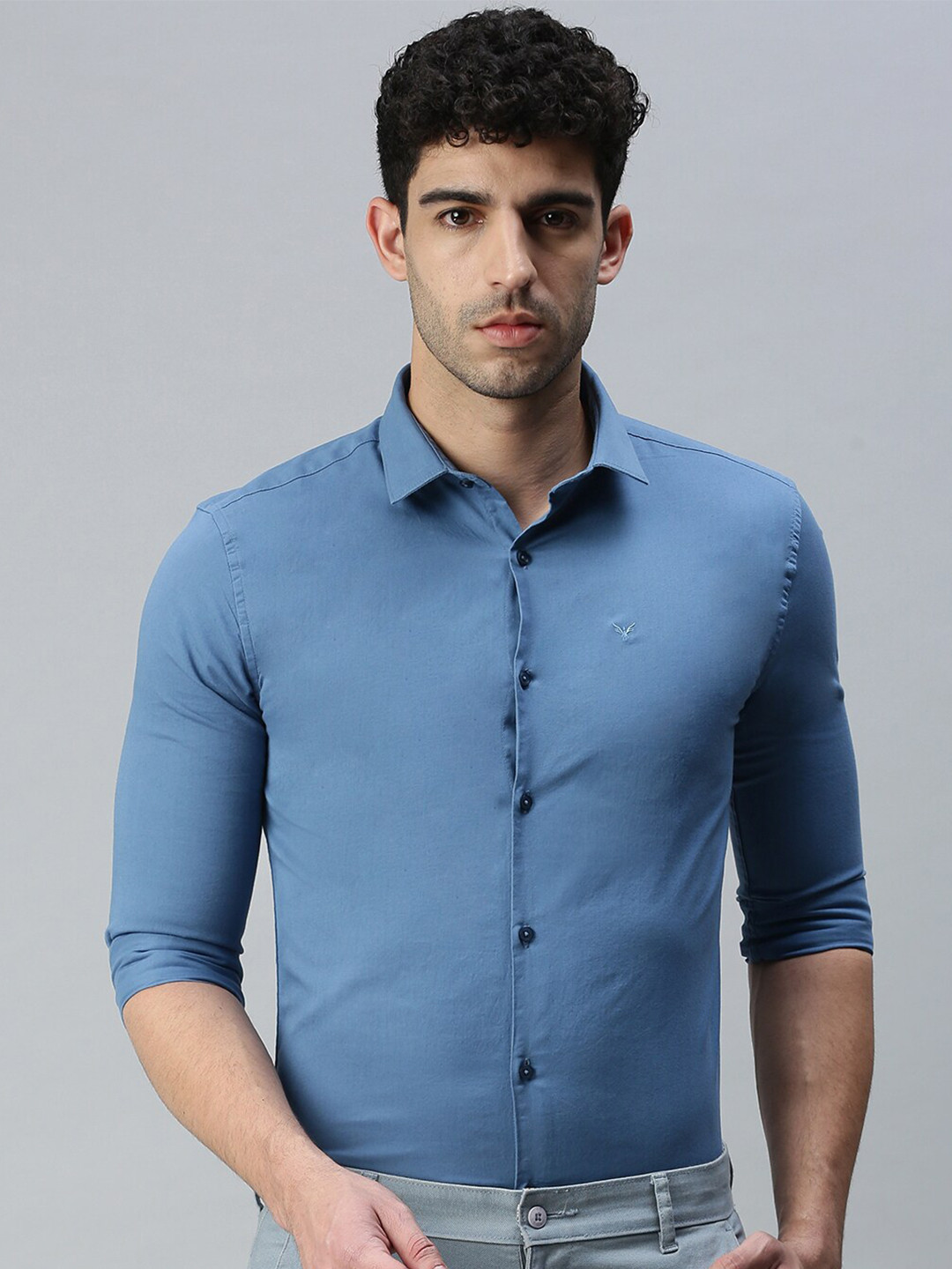 

SHOWOFF Premium Fit Spread Collar Twill Cotton Casual Shirt, Blue