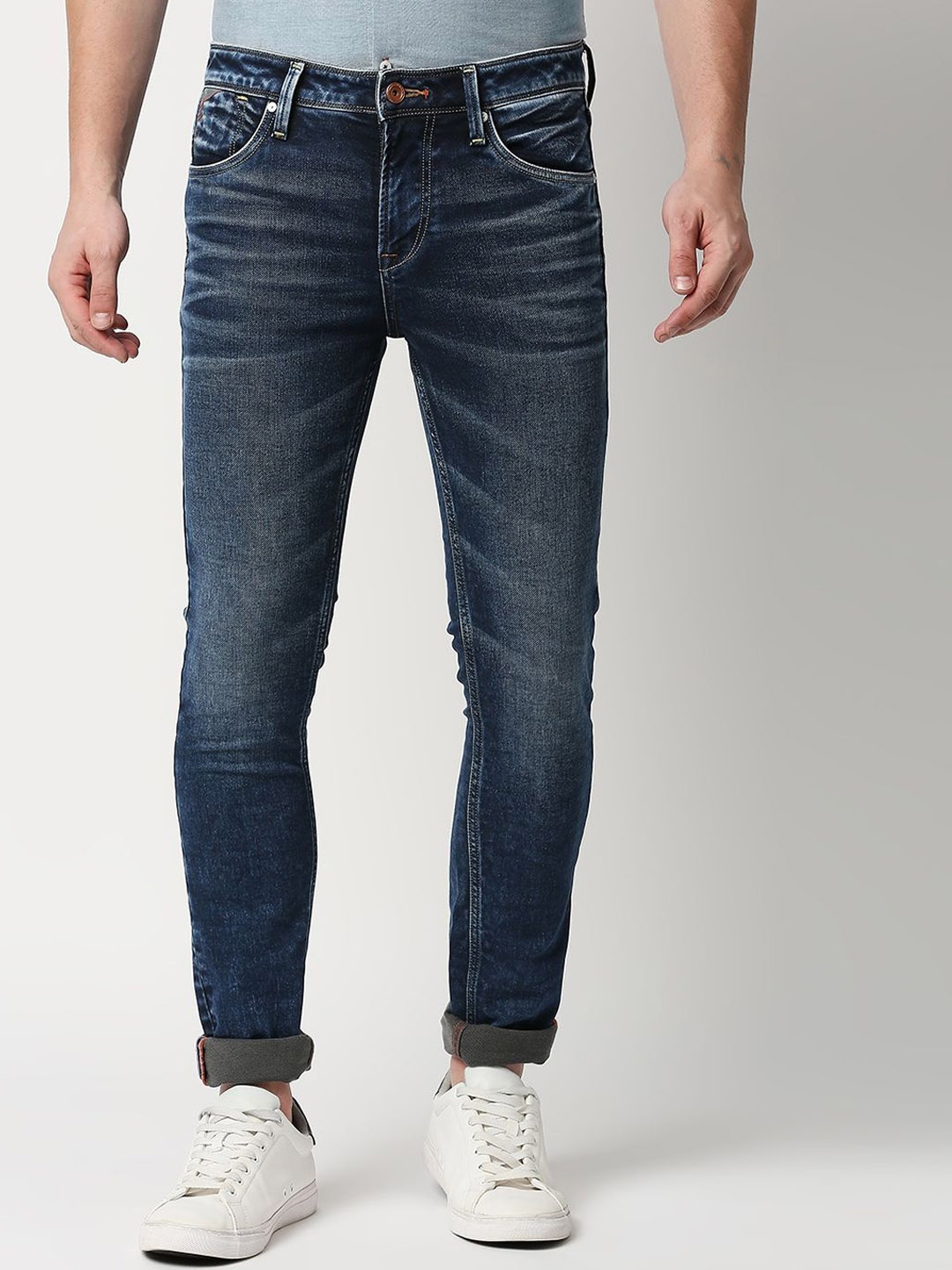 

Killer Men Clean Look Light Fade Whiskers and Chevrons Cotton Slim Fit Jeans, Blue