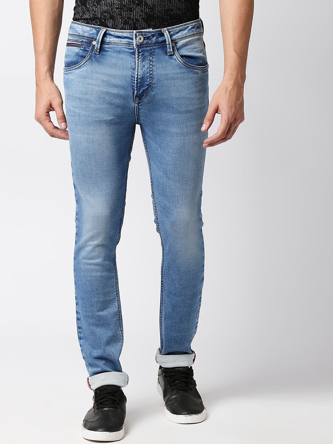 

Killer Men Slim Fit Light Fade Cotton Clean Look Jeans, Blue