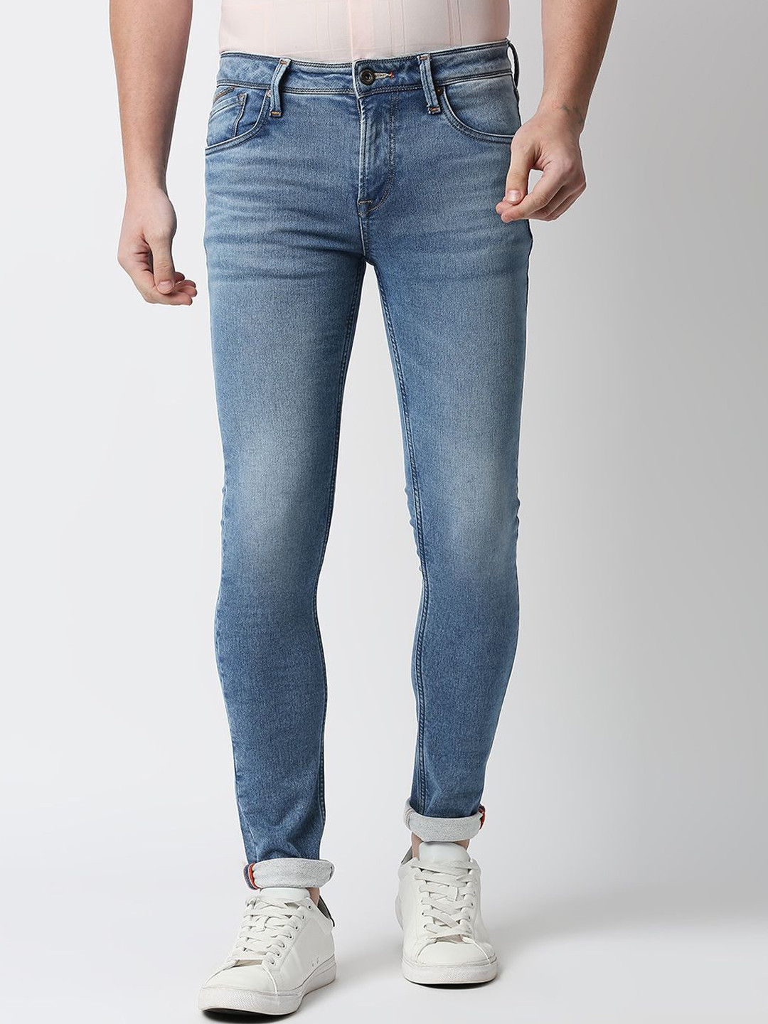 

Killer Men Slim Fit Light Fade Mid-Rise Clean Look Cotton Jeans, Blue